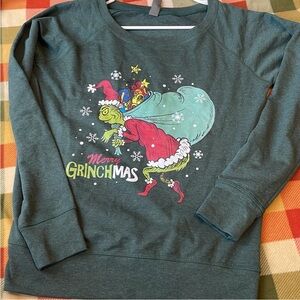 Green Ladies Grinch Themed Sweatshirt Size Smsll‎